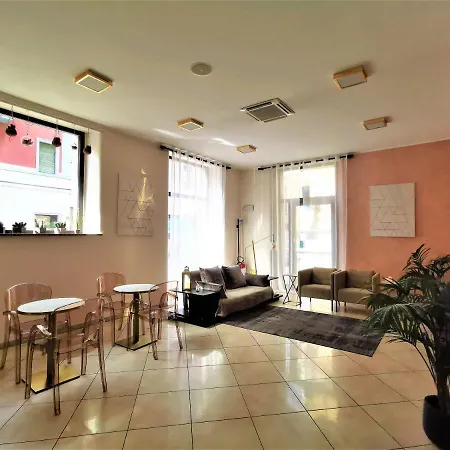 Venini 3* Milan