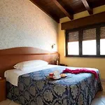 Venini 3* Milan